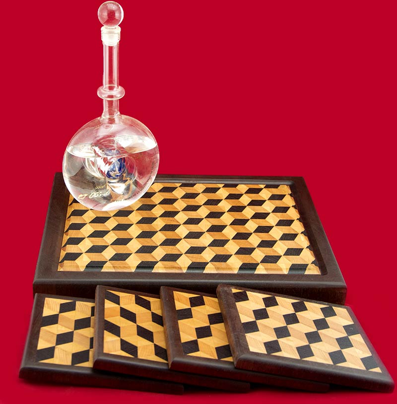 Skærebræt med smørebrætter og glasbrikker